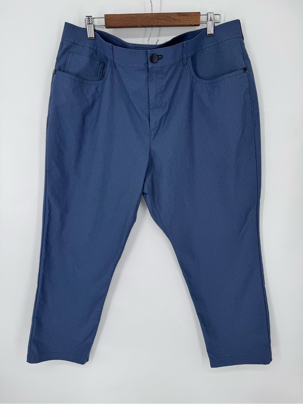 Public Rec Men's Dress Pants in Slate Blue Size 40 Waist + 28 Length Preppy Golf